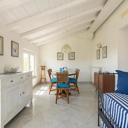 公寓 Bilocale A Picco Sul Mare - Vivere Housing