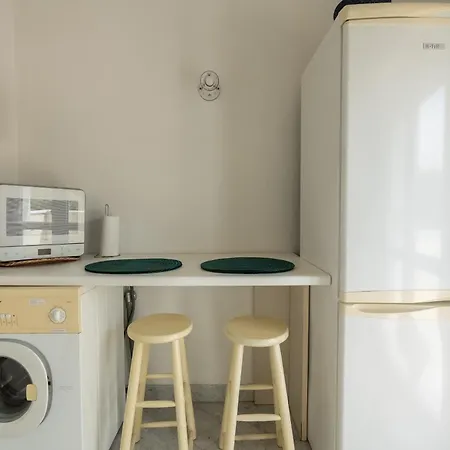 Apartment Bilocale A Picco Sul Mare - Vivere Housing