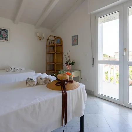 Bilocale A Picco Sul Mare - Vivere Housing