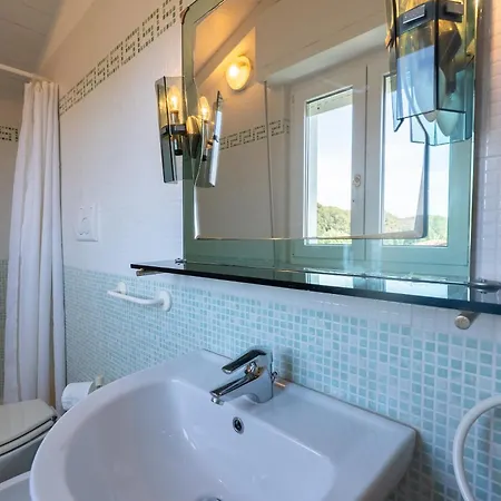 公寓 Bilocale A Picco Sul Mare - Vivere Housing 马里纳-迪-皮特拉桑塔